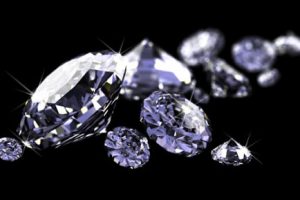 Diamanter lages under press